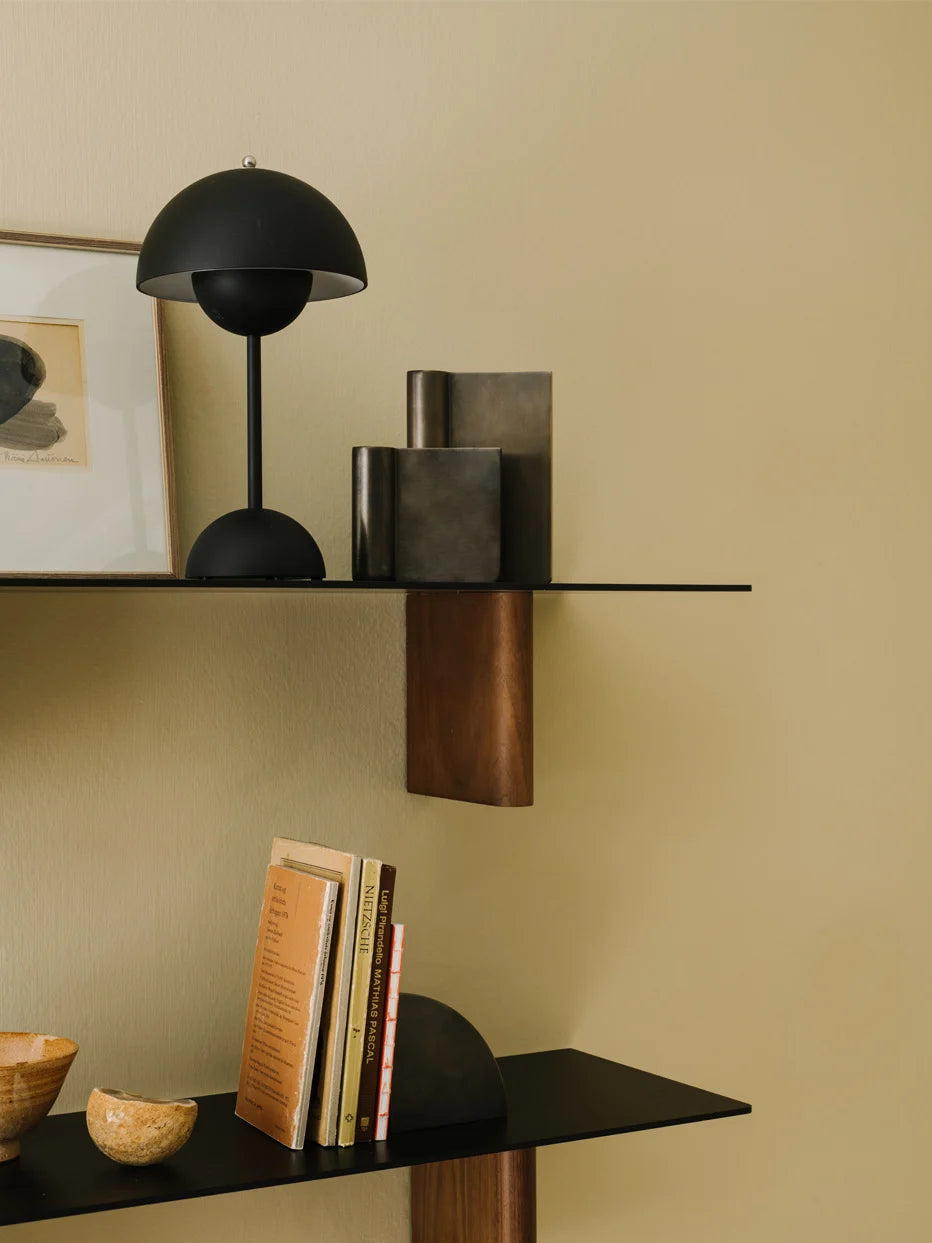 &Tradition Flowerpot VP9